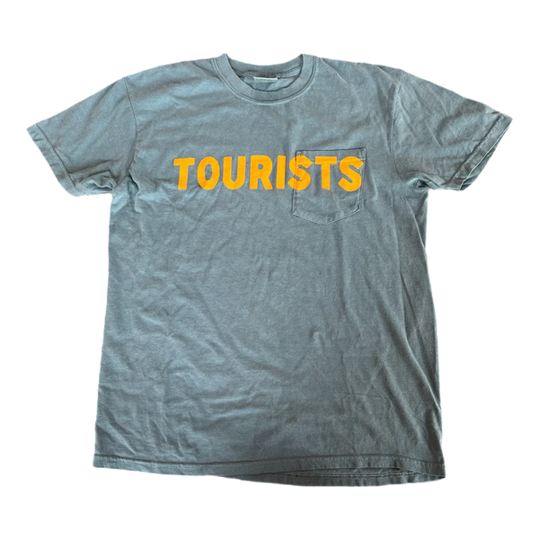 TOURISTS tee